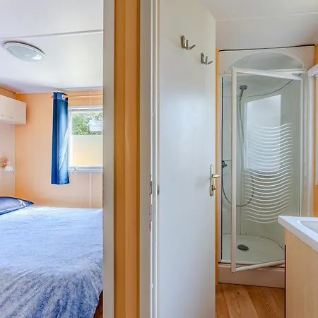 Mobil 304 Grand Confort Campsite Gastes